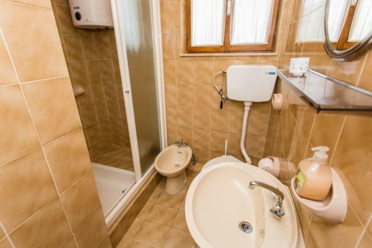 Apartament Apartman Morozin Šilo Zewnętrze zdjęcie