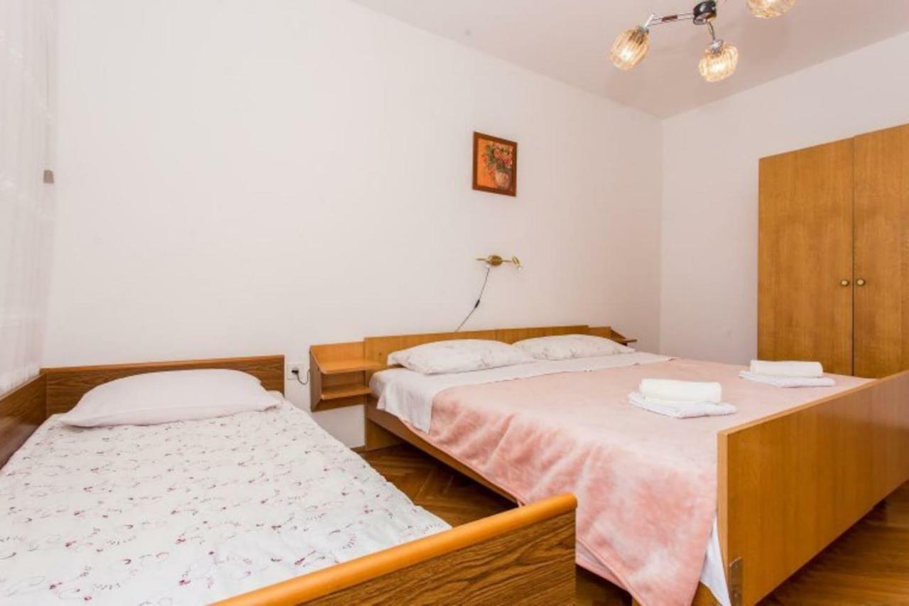 Apartman Morozin Šilo Zewnętrze zdjęcie